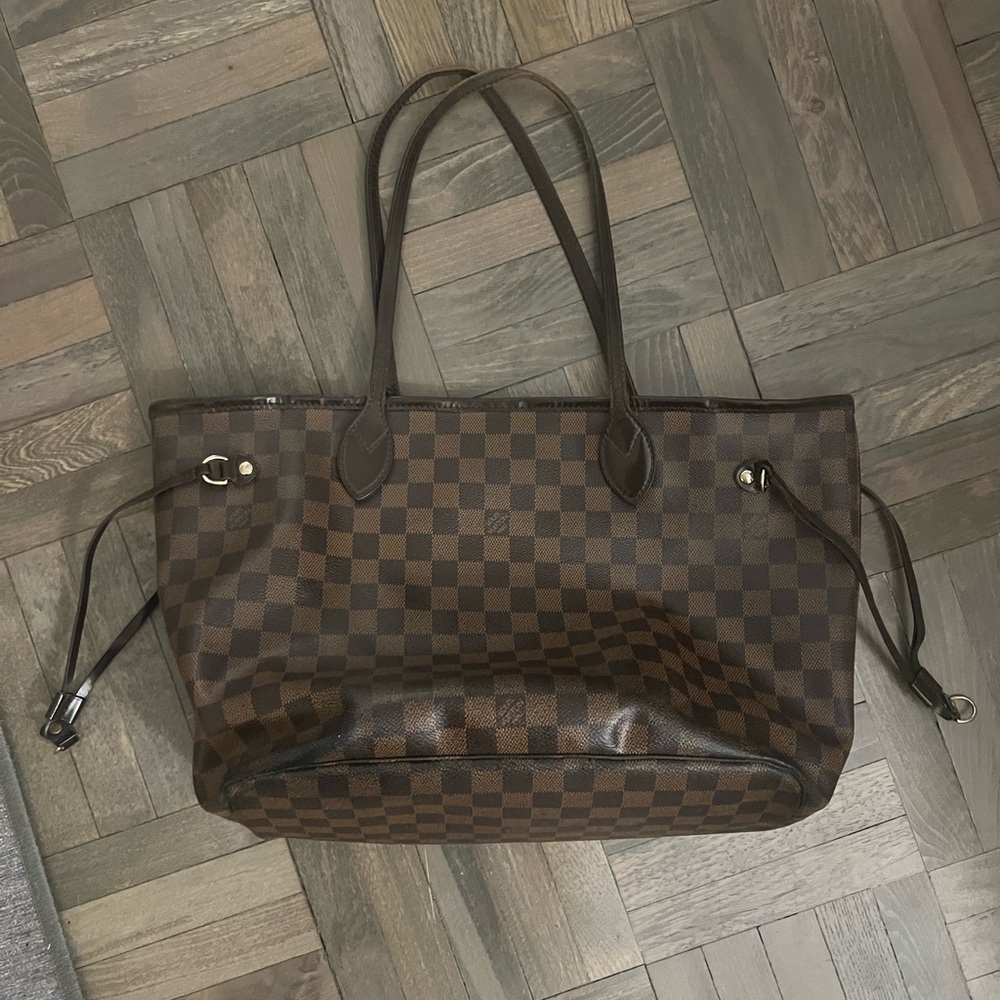 100% Authentic Louis Vuitton Never Full Damier Canvas Tote Bag
